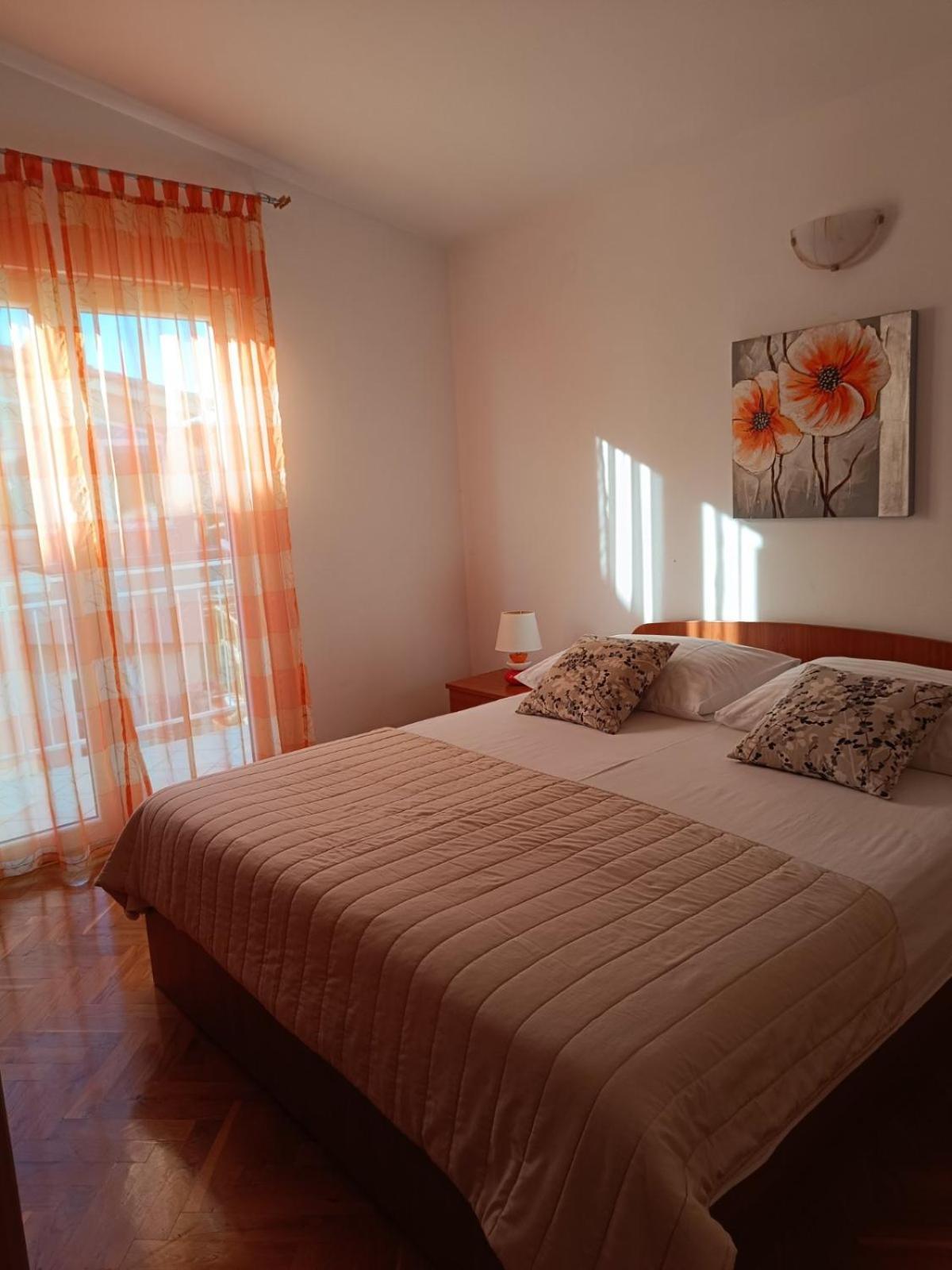 Apartmani Ljubo Primošten المظهر الخارجي الصورة